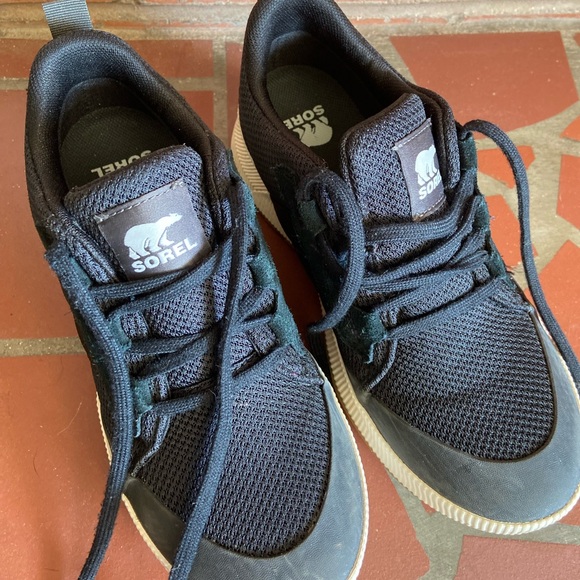 SOREL Out n About Waterproof Sneakers - Picture 6 of 10